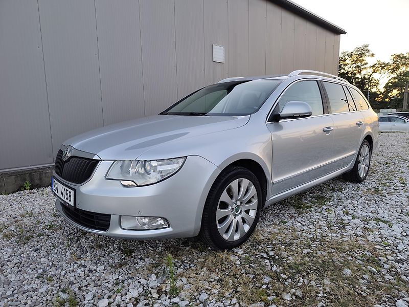 Škoda Superb 2.0TDI 125KW, AUTOMAT, KŮŽE - fotka 1 z 23