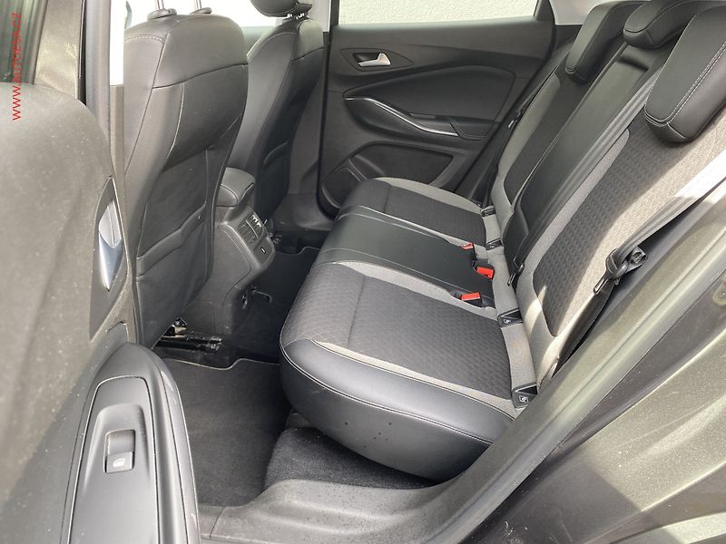 Opel Grandland X (2020) 1.5 CDTi, Innovation, AT - fotka 10 z 19