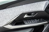 Peugeot 3008 (2026) 1,2   BUSINESS Hybrid 145 e-DC - náhled 9