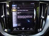 Volvo XC60 2,0 D3 Momentum MAN ČR - náhled 19