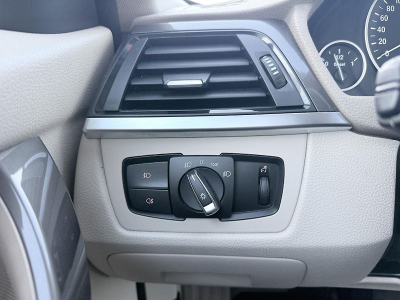 BMW Řada 3 320D  - fotka 24 z 37