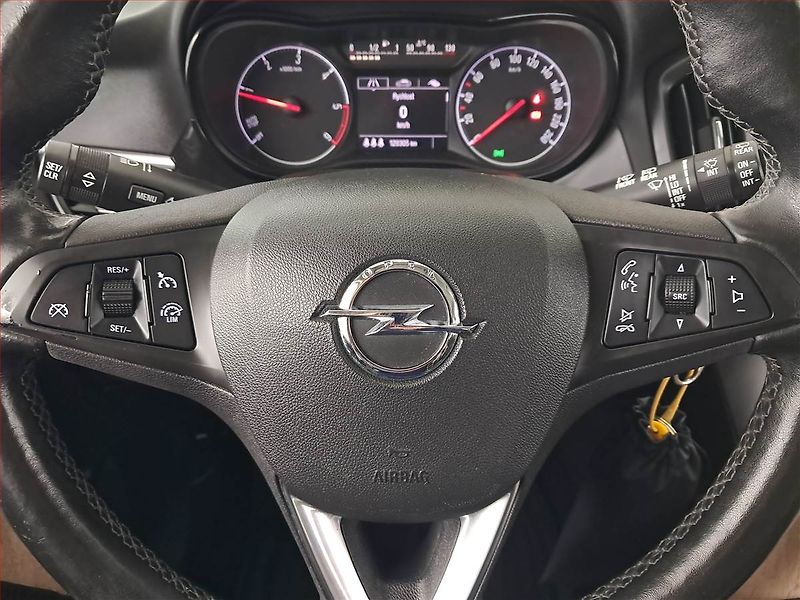 Opel Zafira (2018) 1.6 CDTI, Serv.kniha - fotka 16 z 16