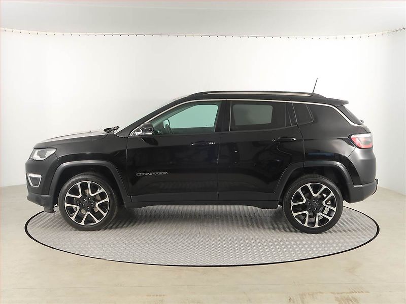 Jeep Compass (2018) 1.4 MultiAir, 4X4, Automat - fotka 3 z 20