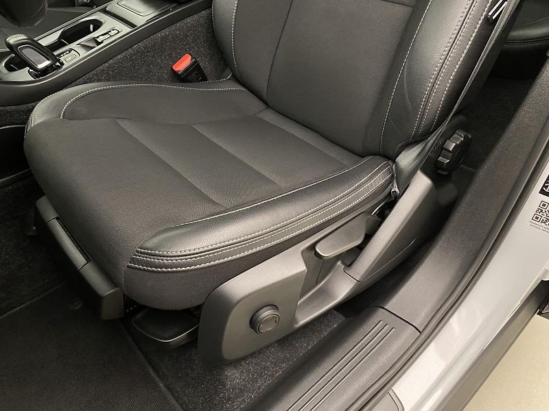 Volvo XC40 D3 MOMENTUM AUT  - fotka 24 z 45