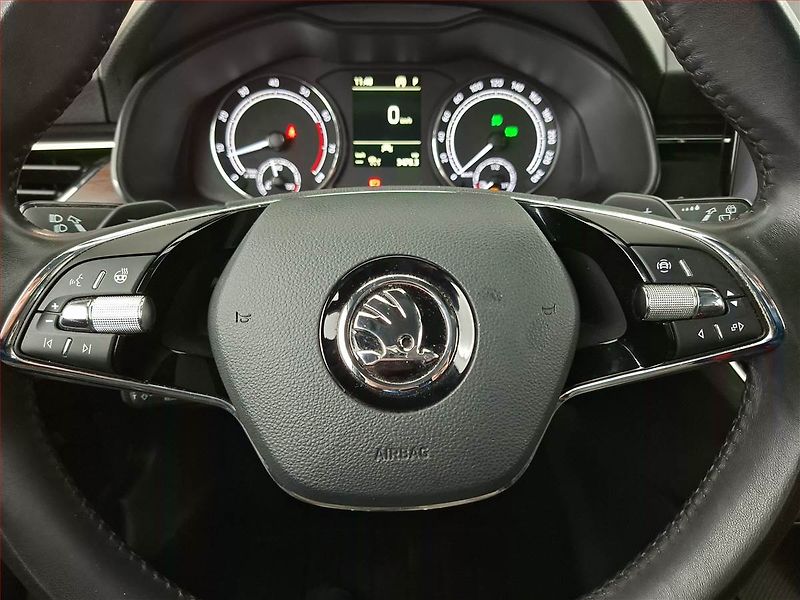 Škoda Kamiq (2023) Scoutline 1.5 TSI - fotka 18 z 22