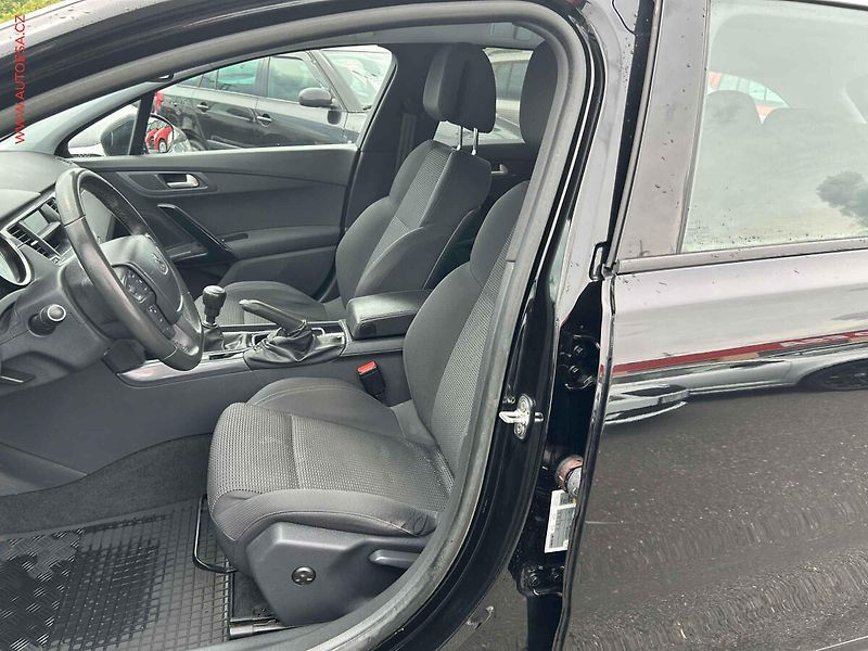 Peugeot 508 (2014) 2.0 HDI, servis.kniha - fotka 9 z 19