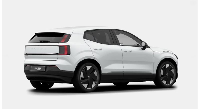 Volvo EX30 (2026) P8 AWD electric PLUS - fotka 5 z 10