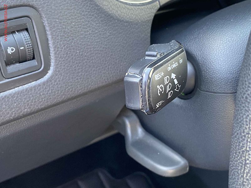 Volkswagen Polo (2014) 1.2 TSi, AC, kamera - fotka 13 z 18