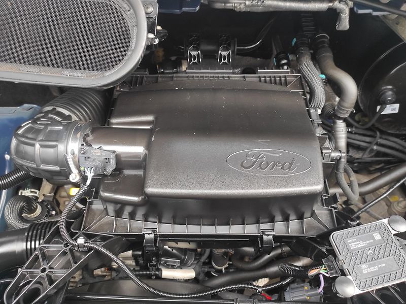 Ford Transit 2,0EcoBlue mHEV L2,9 míst, ČR - fotka 26 z 30