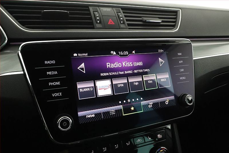 Škoda Superb (2021) 2.0 TDI - fotka 9 z 19