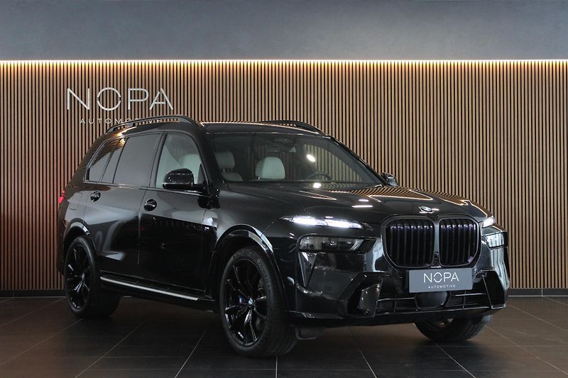 BMW X7 40d M Tažné Masáž Pano Záruka - fotka 2 z 48