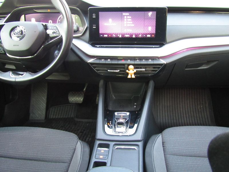 Škoda Octavia (2020) 2.0 TDI 110kW DSG ACC MATRIX - fotka 17 z 43