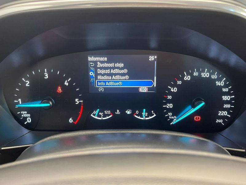 Ford Focus 2.0 EB Titanium manuál 110kW - fotka 17 z 76