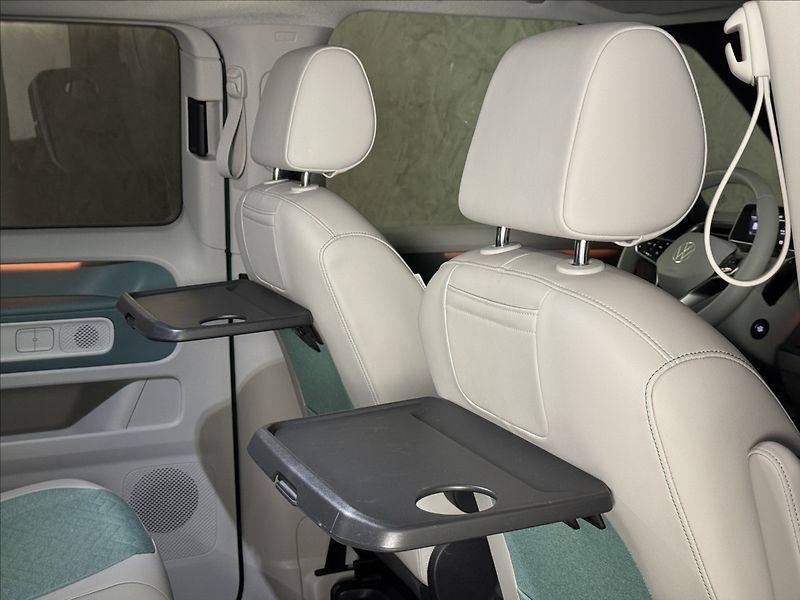 Volkswagen ID.Buzz Pro 150kW IQ Light 360° Kamera - fotka 17 z 50