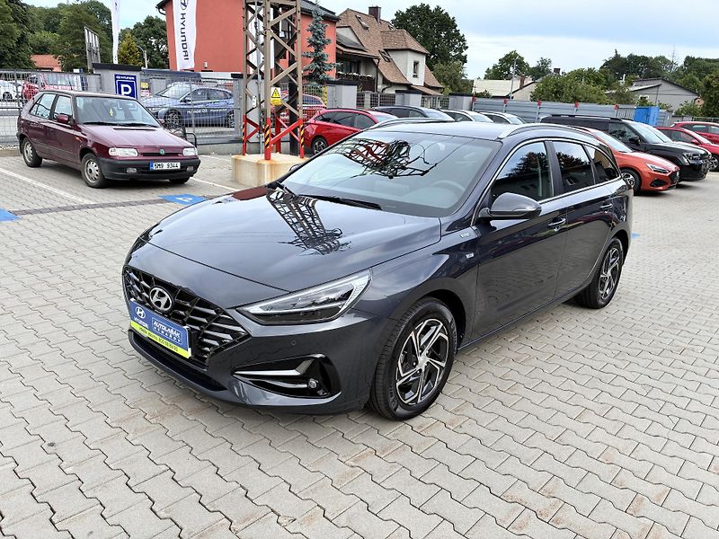 Hyundai i30 1.5T-GDi 118kW REZERVACE - fotka 3 z 34