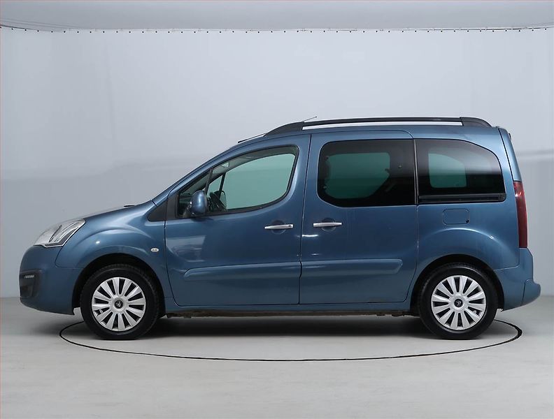 Citroën Berlingo (2016) Feel 1.6 VTi, 5Míst, ČR - fotka 3 z 15