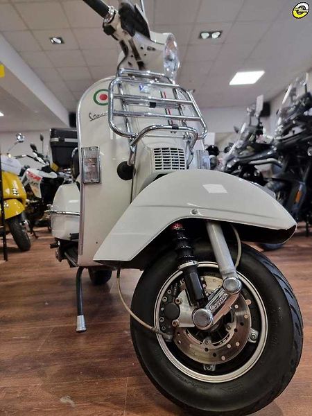 Vespa PX 150 (2011) - fotka 10 z 20