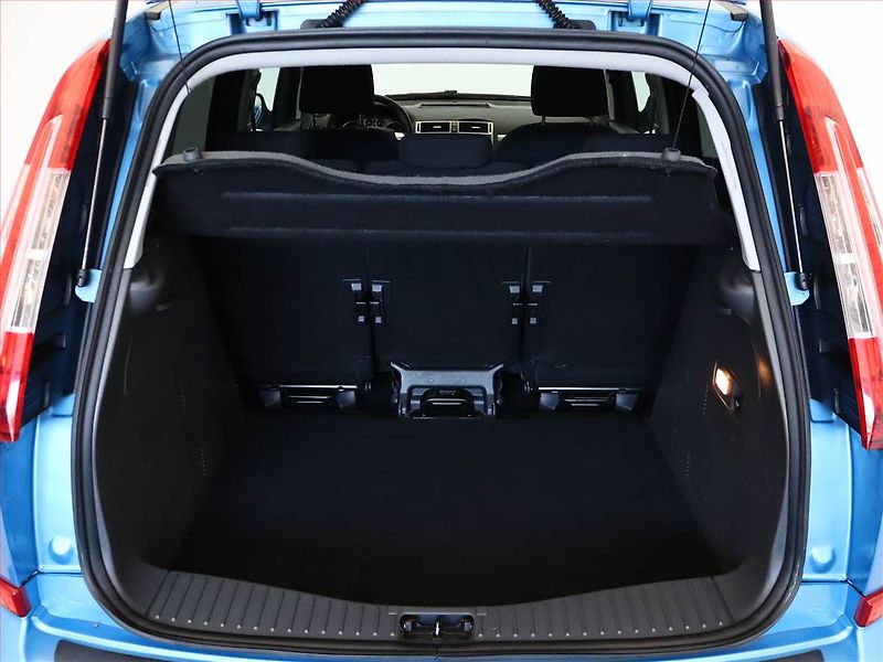 Ford C-MAX (2009) 1.6, Serv.kniha, Park. senzory - fotka 11 z 13