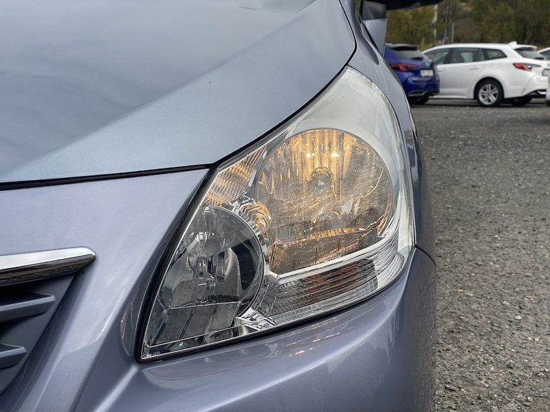 Toyota Verso 2.0D, ČR, Sol, 2x kola - fotka 8 z 15