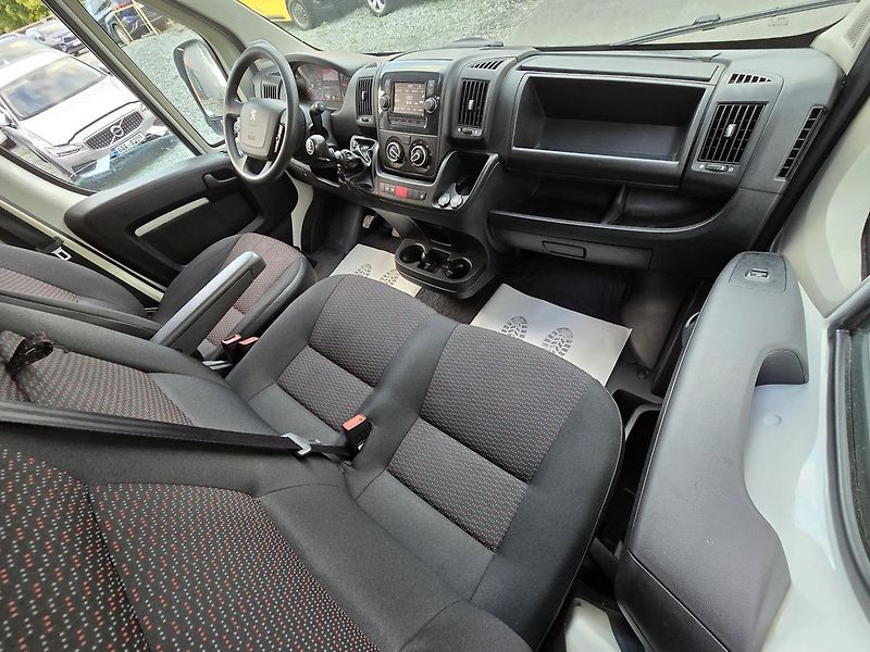 Peugeot Boxer L1H1 2,2HDI 88kW - DPH - fotka 9 z 21