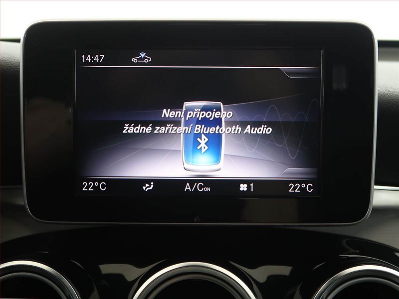 Mercedes-Benz GLC (2018) AMG line 250 - fotka 21 z 25