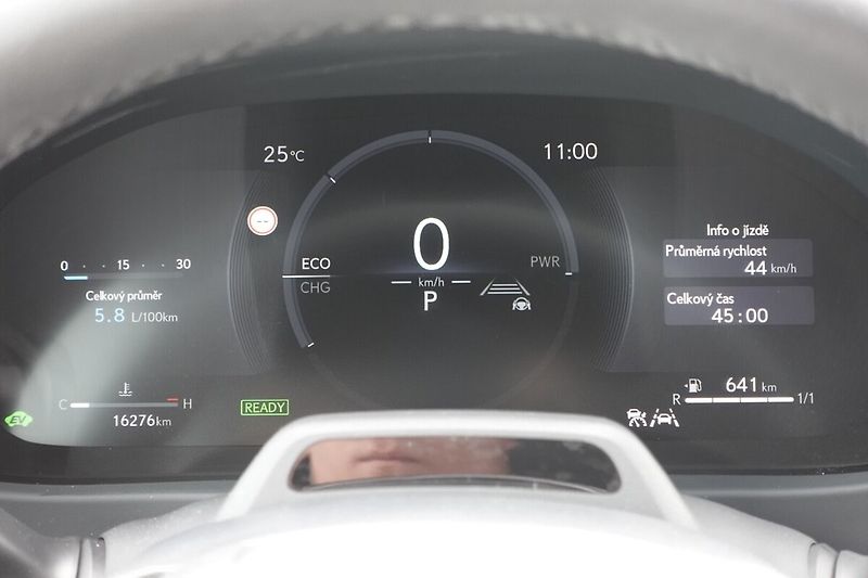 Lexus UX 300h UX300h 2,0 HEV Business Tech - fotka 27 z 34