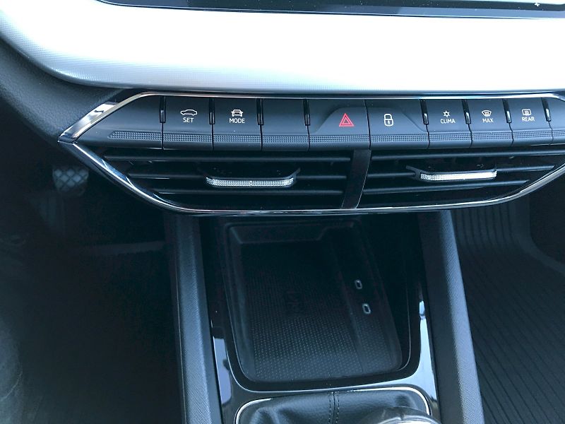 Škoda Octavia (2023) COM STY TS 110/1.5 M6F - fotka 24 z 25