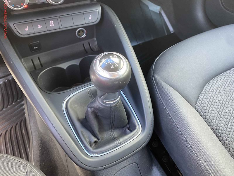 Audi A1 (2018) 1.0 TSi, 1.maj, +ALU - fotka 14 z 15