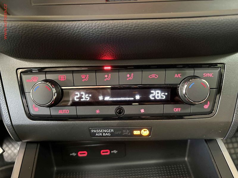 Seat Arona (2021) 1.0TSI, ČR, servis.kniha, DSG - fotka 14 z 17