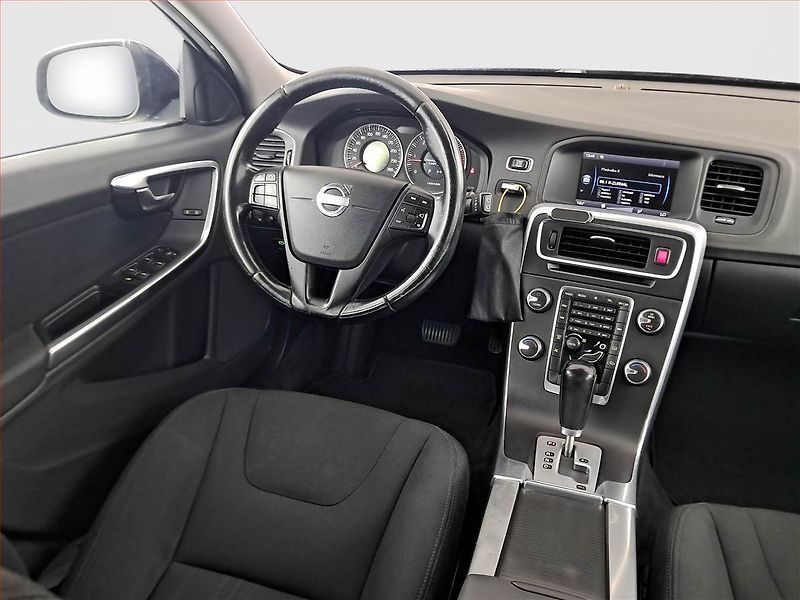 Volvo V60 (2011) D3 2.0, Automat, po STK - fotka 7 z 17