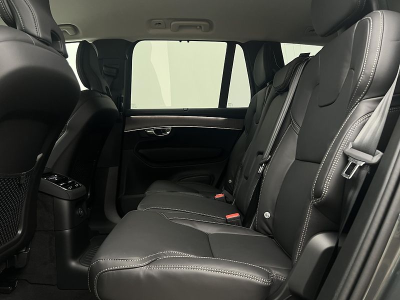 Volvo XC90 (2026) T8 AWD PLUS BRIGHT - fotka 5 z 50