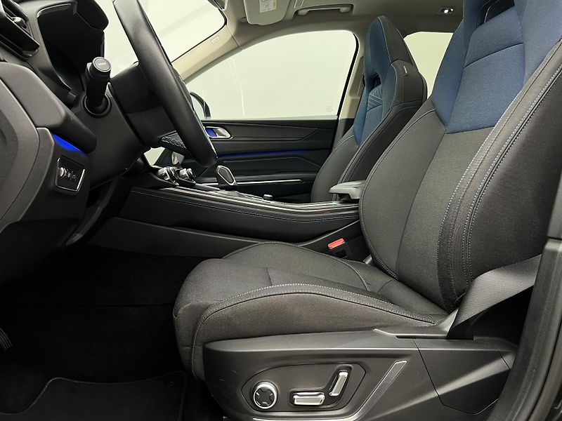 Lynk & Co 01 PHEV AUT  - fotka 3 z 54