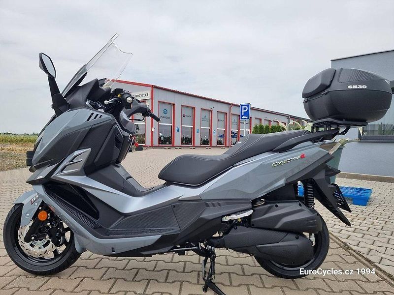 Sym Cruisym 125i (2026) Cruisym Alfa 125i - fotka 19 z 20