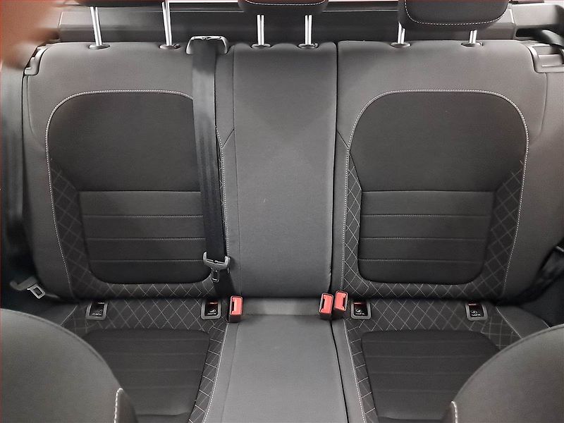 Škoda Fabia (2023) Ambition 1.0 TSI, ČR,1.maj - fotka 10 z 18