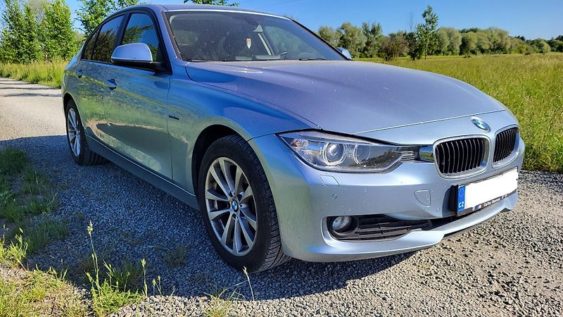 BMW Řada 3  320D XDRIVE   1MAJITEL ČR - fotka 13 z 37