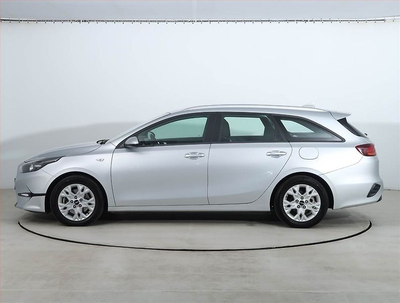 Kia Ceed (2023) Spin 1.0 T-GDI, SPIN, DPH - fotka 3 z 20