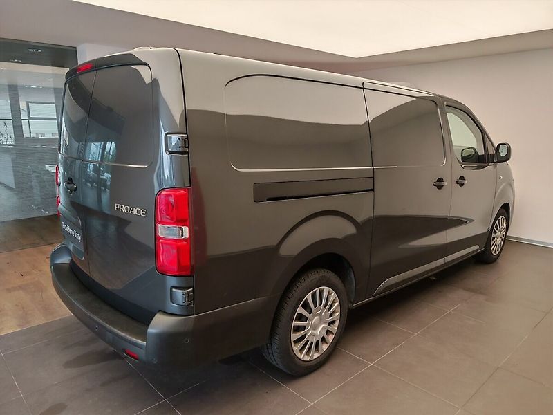 Toyota ProAce Panel Van L2 - 2.0L Diesel 177 - fotka 4 z 25