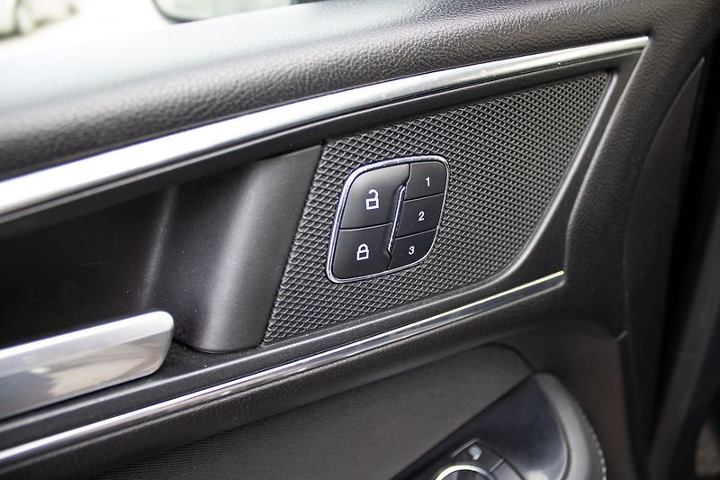 Ford S-MAX servisní knížka - fotka 29 z 36