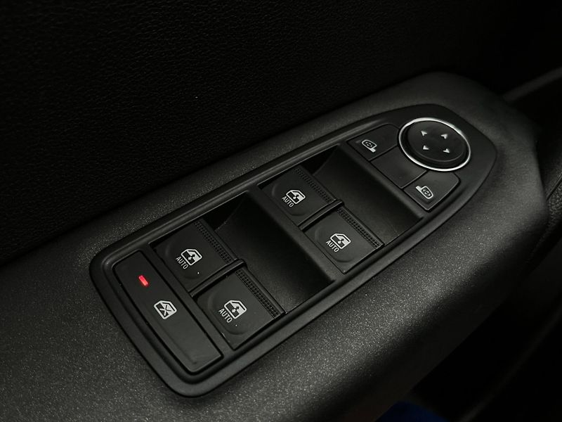 Renault Captur (2024) LPG 1.0 67kw, ČR, 1.maj, tov.z - fotka 19 z 25