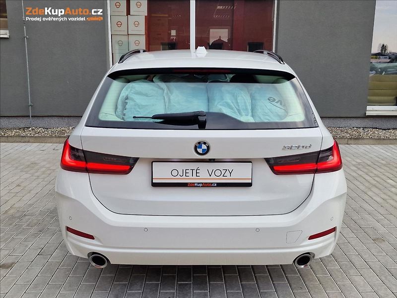 BMW Řada 3 320d LCI, původ ČR,1.Majitel - fotka 9 z 50