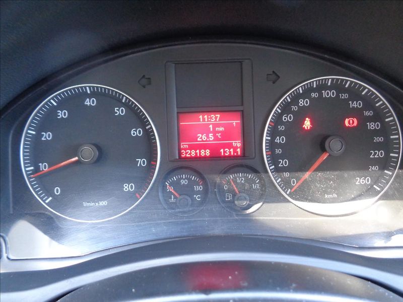Volkswagen Golf Variant 1,6 - fotka 3 z 22