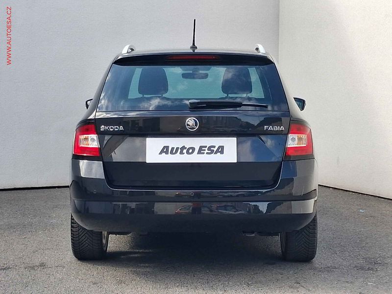 Škoda Fabia (2016) 1.2 TSi, Style, navi - fotka 5 z 19