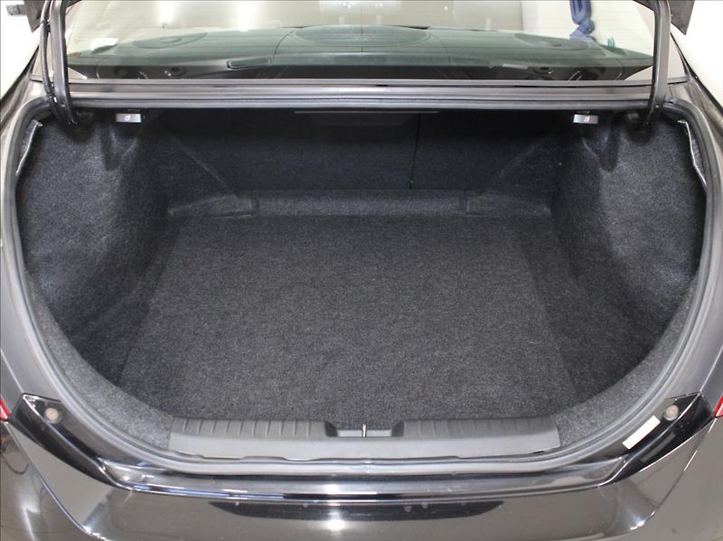 Honda Civic 2,0 VTEC 147kW Si 2.maj.124tkm - fotka 16 z 18