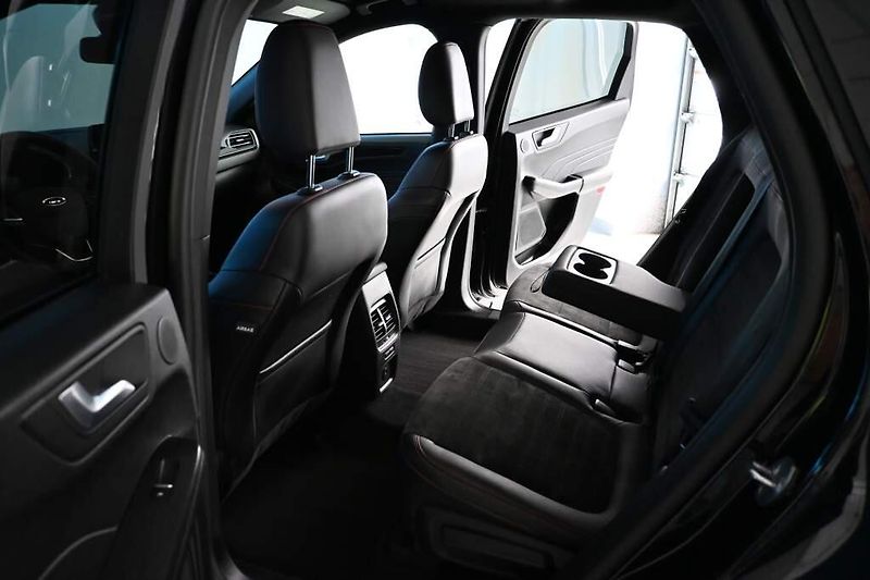 Ford Kuga (2023) 2.5 ST-LINE X LED ACC VIRTUAL - fotka 9 z 44
