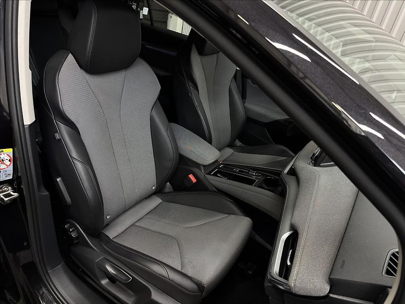 Škoda Enyaq IV80 150kW TAŽNÉ SOH 88% - fotka 40 z 43