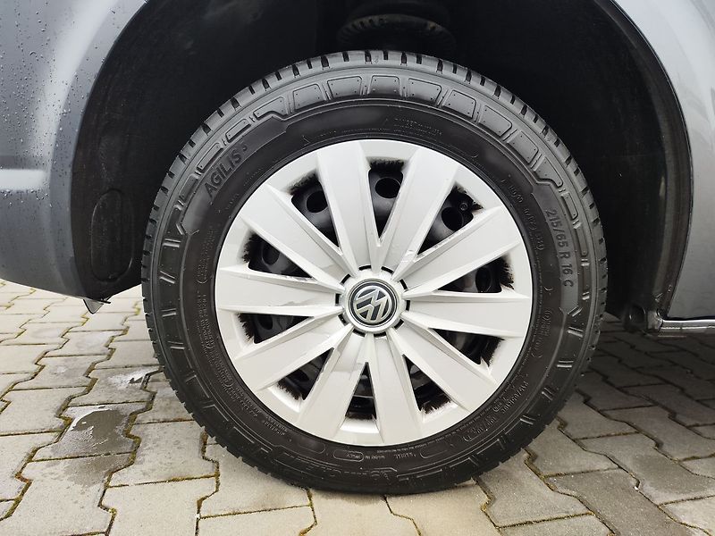 Volkswagen Caravelle 2.0TDI/110kW DSG trend 9míst - fotka 25 z 25