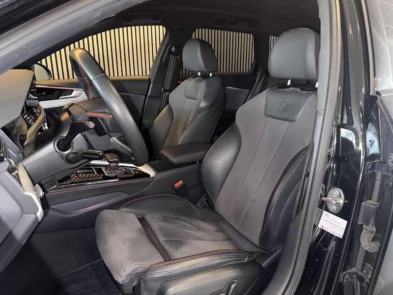 Audi A4 Avant 40 TDI Quattro Comp+ Matrix CZ - fotka 7 z 38