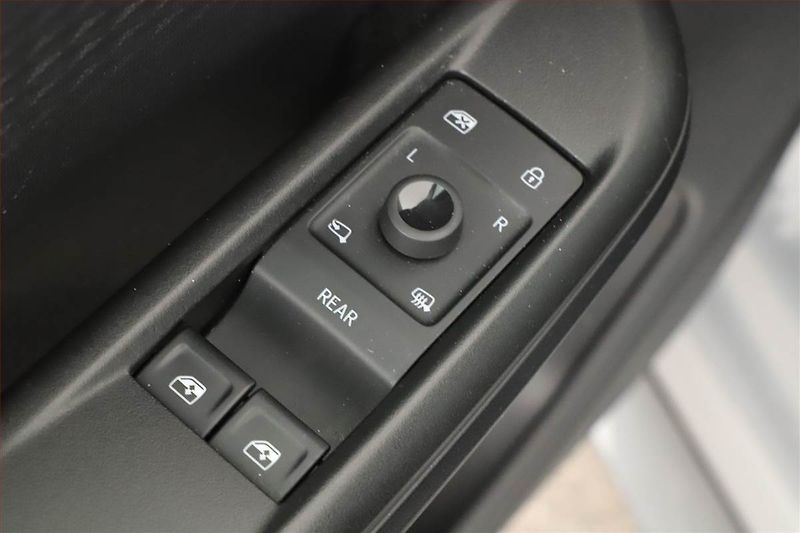 Cupra Born (2022) 58, SoH 92% - fotka 9 z 20