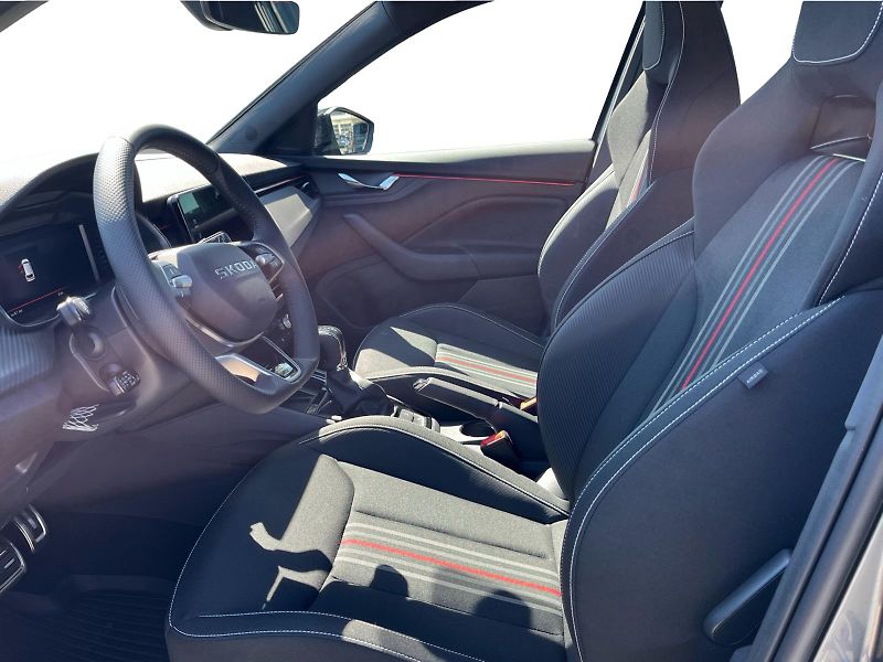 Škoda Kamiq 1.0TSi DSG MONTE CARLO 85kW - fotka 11 z 21