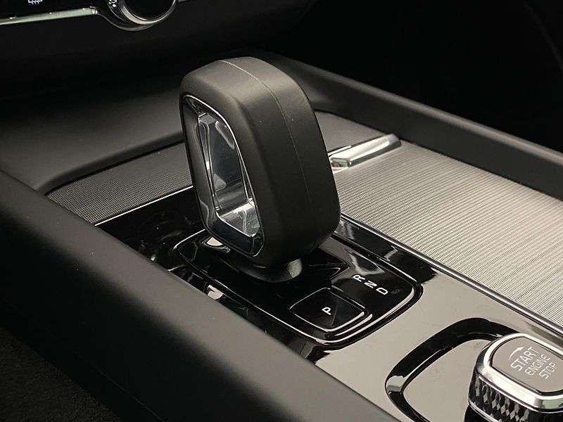 Volvo XC60 T6 AWD RECHARGE BRIGHT PLUS CZ - fotka 35 z 59